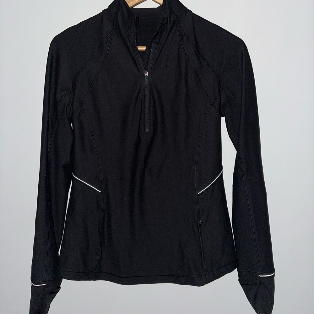 Lululemon athletic jacket 1/4 zip in black